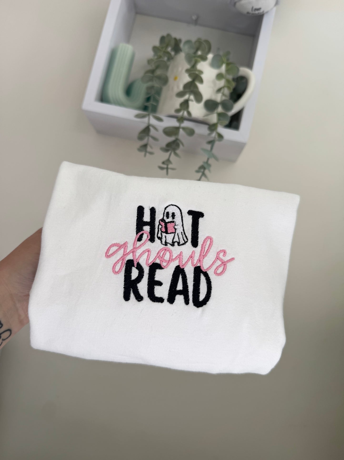 Hot ghouls read